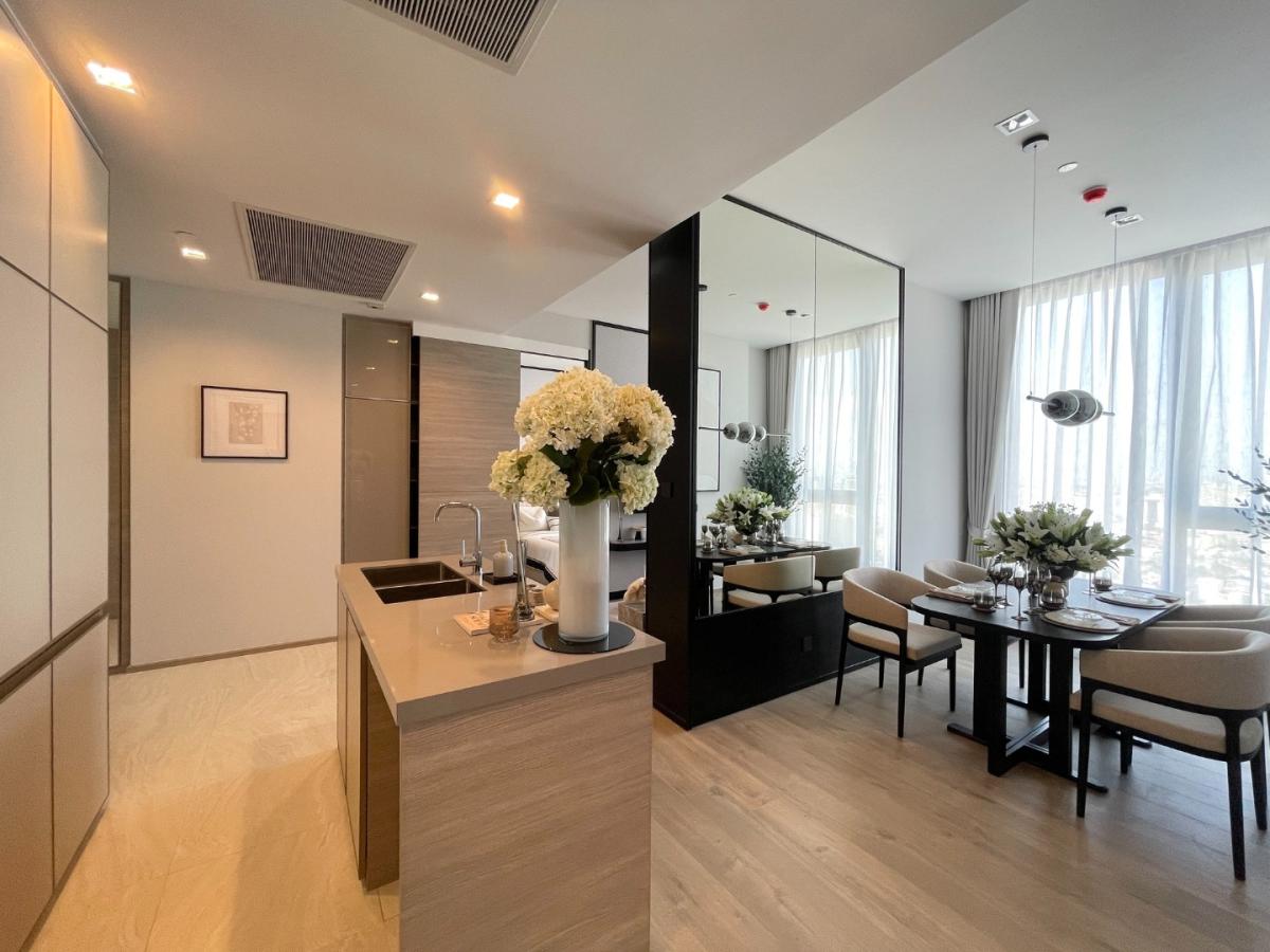 เดอะ เครสท์ พาร์ค เรสซิเดนเซส ( The Crest Park Residences )