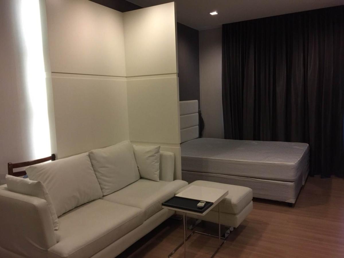 Urbano Absolute Sathon-Taksin (เออบาโน่ แอบโซลูท สาทร-ตากสิน)