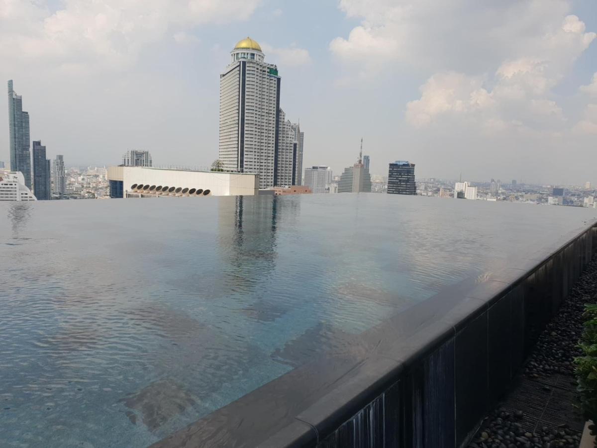 The Bangkok Sathon (เดอะ แบงค็อก สาทร)