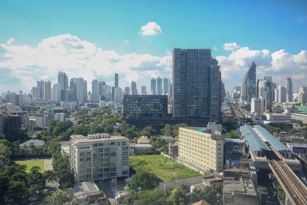 Siri at Sukhumvit (สิริ แอท สุขุมวิท)	